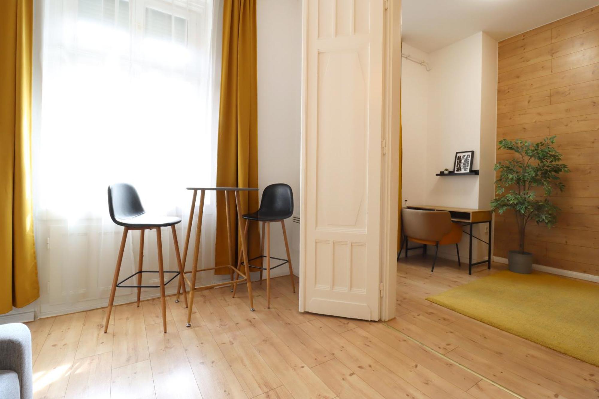 A13 Downtown Apartments With Parking ブダペスト エクステリア 写真